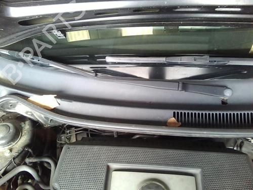 Used Front windshield wiper arm SEAT IBIZA III (6L1) 1.2 (64 hp) 19881967