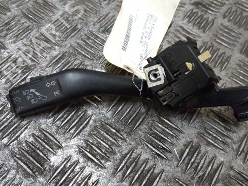 Used Switch VW GOLF V (1K1) [2003-2010]  21981070