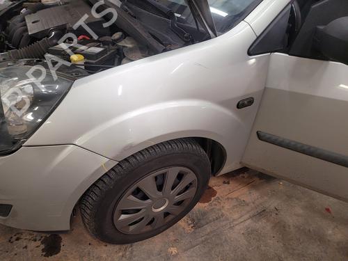 Used Left front fenders FORD FIESTA V (JH_, JD_) 1.4 16V (80 hp) 23950754