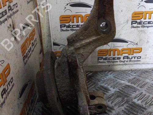 Used Right front steering knuckle RENAULT SUPER 5 (B/C40_) 1.4 Cat (B/C/407) (58 hp) 19889586