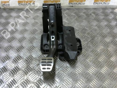 Used Break pedal SKODA FABIA II (542) 1.6 TDI (90 hp) 21977787