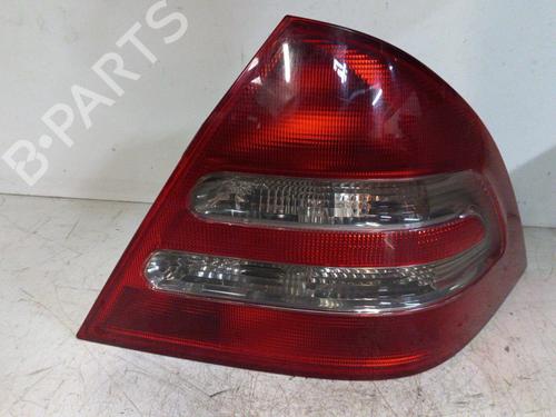 Right taillight MERCEDES-BENZ C-CLASS (W203) C 220 CDI (203.006, 203.008) | BP19893554C35 