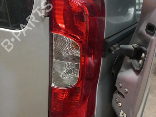 Used Right taillight FIAT QUBO (225_) 1.3 D Multijet (225CXB1A, 225AXB1A, 225CXB11, 225AXB11,... (75 hp) 27377859