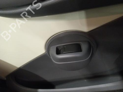 Used Right front window switch CITROËN C1 (PM_, PN_) 1.0 (68 hp) 27810401
