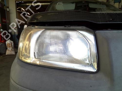 Used Right headlight LAND ROVER FREELANDER I (L314) [1998-2006]  19880231