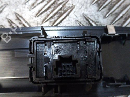 Used Right front window switch RENAULT MEGANE III Hatchback (BZ0/1_, B3_) 1.9 dCi (BZ0N, BZ0J) (131 hp) 21978810