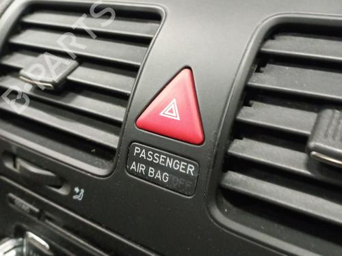 Used Warning switch VW GOLF V (1K1) 1.9 TDI (90 hp) 23774961