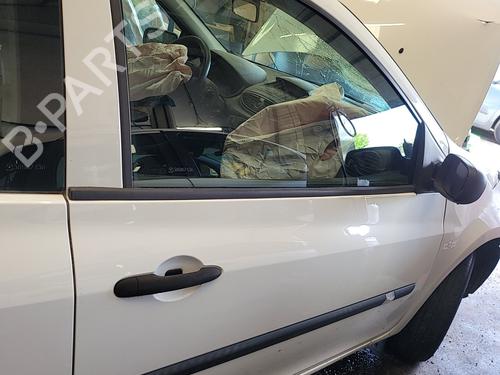 Used Right front door RENAULT CLIO III (BR0/1, CR0/1) 1.5 dCi (C/BR0G, C/BR1G) (68 hp) 21811689