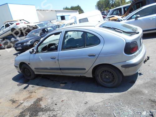 Left headlight RENAULT MEGANE I (BA0/1_)  | BP19895646C28 