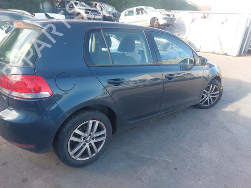 Gear lever VW GOLF VI (5K1) 1.6 TDI | BP22234624M90 