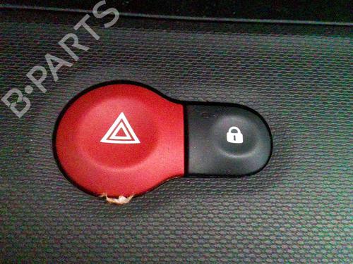 Advarselsbryter RENAULT TWINGO III (BCM_, BCA_) 0.9 TCe 90 (BCM9, BCM2) (90 hp) 19882545