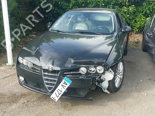 Right taillight ALFA ROMEO 159 (939_) 2.0 JTDM (939AXP1B) | BP19884160C35 