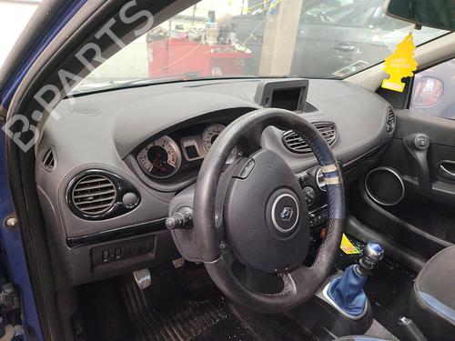 Used Dashboard RENAULT CLIO III (BR0/1, CR0/1) 1.5 dCi (BR0H, CR0H, CR1S, BR1S) (106 hp) 21811820