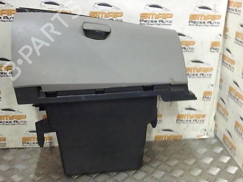 Handskerum RENAULT MEGANE III Hatchback (BZ0/1_, B3_) 1.5 dCi (BZ0C) (90 hp) 21978157
