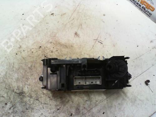 Used Climate control Climate control SEAT LEON (1P1) 1.9 TDI (105 hp) 21975149 21975149