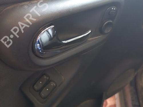 Used Front left interior door handle OPEL CORSA C (X01) 1.2 (F08, F68) (75 hp) 25148001