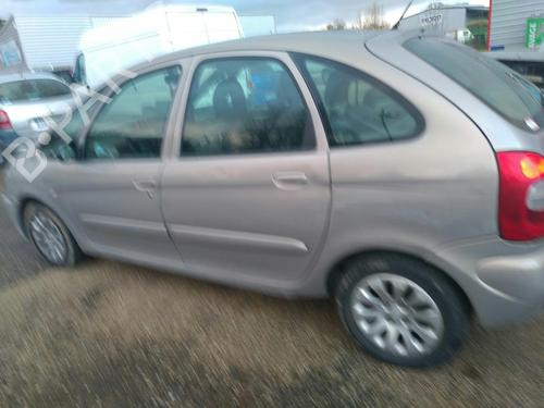 Left front window switch CITROËN XSARA PICASSO (N68) 2.0 HDi | BP19880616I27 
