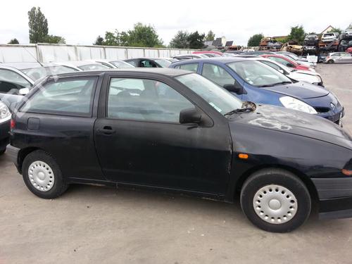 Left front indicator SEAT IBIZA II (6K1) 1.4 i | BP21974442C32