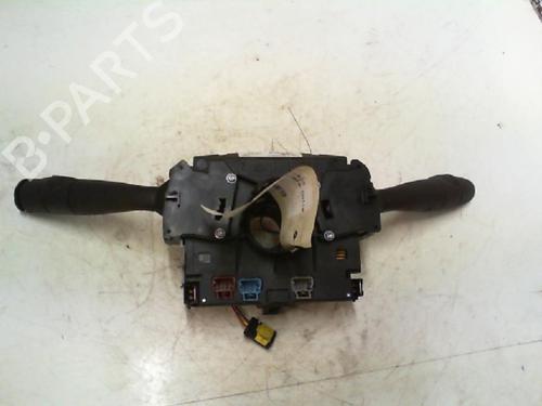 Steering column stalk PEUGEOT 1007 (KM_) 1.4 HDi | BP21975216I23 