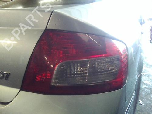 Used Right taillight PEUGEOT 407 (6D_) 2.0 HDi (6DRHRH) (140 hp) 19881842