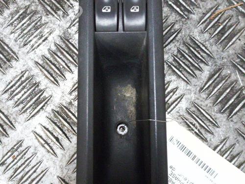 Used Left front window switch RENAULT TWINGO II (CN0_) 1.2 (CN0D) (58 hp) 19883569