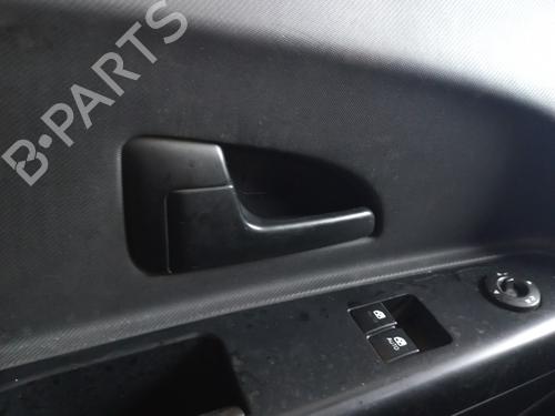 Used Front left interior door handle KIA CEE'D Hatchback (ED) 1.6 CRDi 90 (90 hp) 28296155
