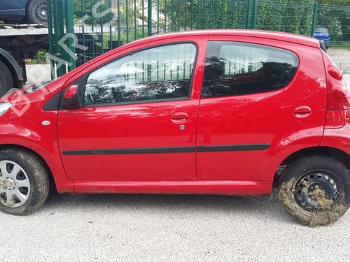 Front windshield wiper arm PEUGEOT 107 (PM_, PN_) 1.0 | BP21975888C143 
