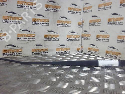 Used Front windshield wiper arm RENAULT LAGUNA III (BT0/1) 1.5 dCi (BT00, BT0A, BT0T, BT1J) (110 hp) 19891278