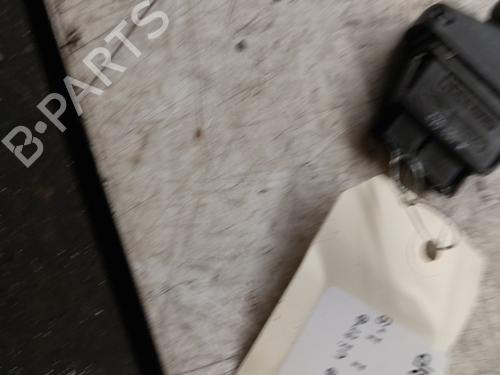 Used Left front window switch RENAULT CLIO II (BB_, CB_) 1.9 dTi (B/CB0U) (80 hp) 21986650