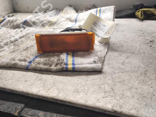 Used Right front indicator RENAULT RAPID Box Body/MPV (F40_, G40_) 1.6 D (F404) (55 hp) 21996275