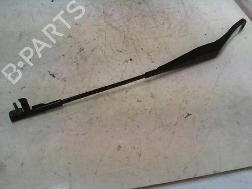 Used Front windshield wiper arm OPEL ASTRA H (A04) [2004-2014]  19896233