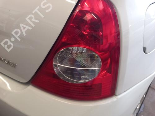 Używane Lampa tylna prawa RENAULT CLIO II (BB_, CB_) 1.5 dCi (B/C2J) (68 hp) 27380663