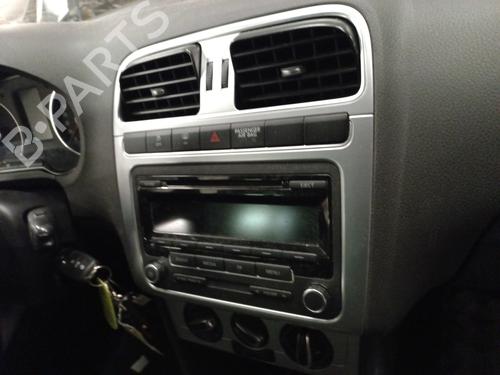 Used Radio VW POLO V (6R1, 6C1) 1.6 TDI (90 hp) 22791484