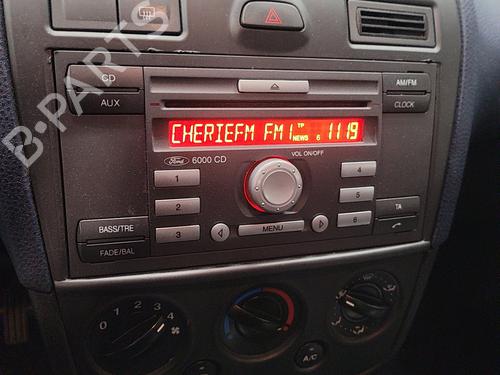 Bilradio FORD FIESTA V (JH_, JD_) 1.4 16V (80 hp) 23967860