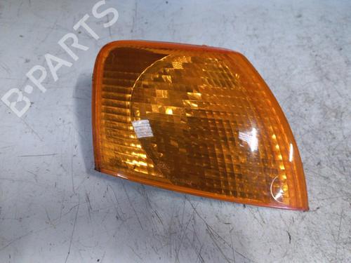Used Right front indicator VW PASSAT B5 (3B2) 1.8 (125 hp) 21982565