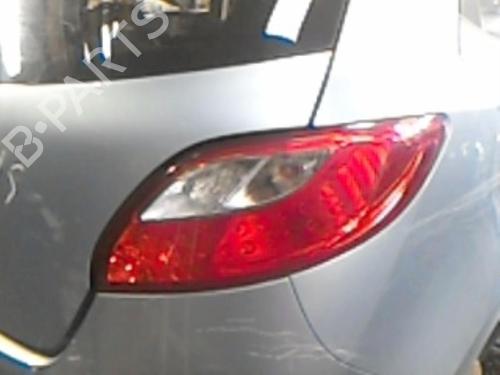 Used Right taillight MAZDA 2 (DE_, DH_) 1.4 MZR-CD (68 hp) 19884606