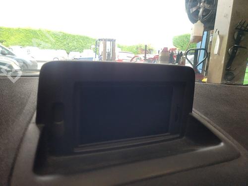 Used Display monitor RENAULT CLIO III (BR0/1, CR0/1) 1.2 16V (BR02, BR0J, BR11, CR02, CR0J, CR11) (75 hp) 20300684