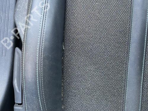Left front seat PEUGEOT 308 III (FB_, FH_, FP_, F3_, FM_) PureTech 130 (FPHNSL, FPHNST) | BP27496484C15