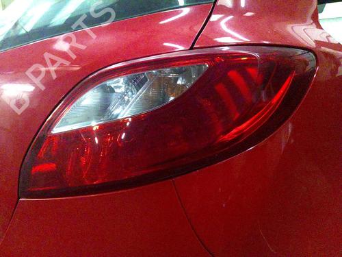 Højre baglygte MAZDA 2 (DE_, DH_) 1.4 MZR-CD (68 hp) 19894020