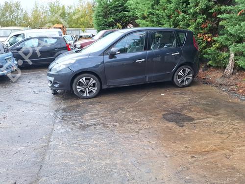 Right taillight RENAULT SCÉNIC III (JZ0/1_) 1.5 dCi | BP19879998C35