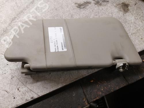 Used Left sun visor NISSAN MICRA III (K12) 1.2 16V (80 hp) 21991266