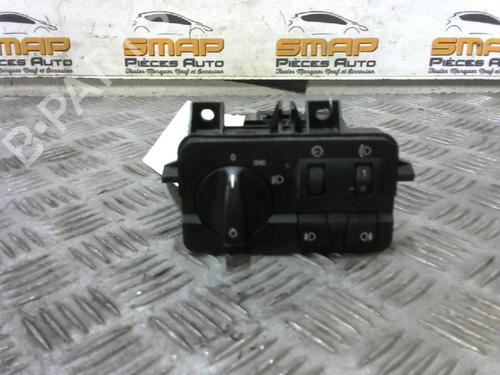 Headlight switch BMW 3 Convertible (E46) 325 Ci BP21979242I24
