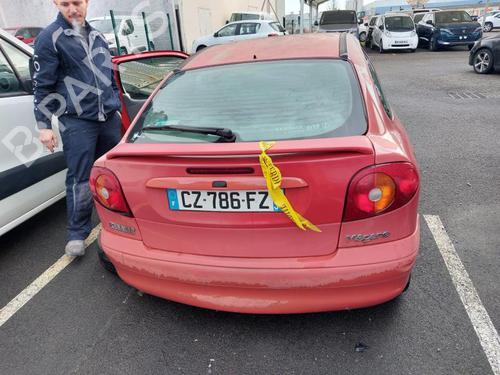 Steering column stalk RENAULT MEGANE I Coach (DA0/1_) 1.4 16V (DA0D, DA1H, DA0W, DA10) | BP21982691I23 
