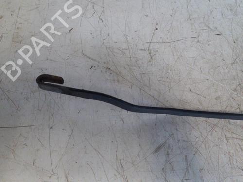 Used Front windshield wiper arm HYUNDAI i20 I (PB, PBT) [2008-2015]  19893683