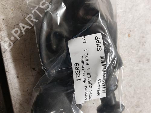 Used Gear lever DACIA DUSTER (HS_) 1.5 dCi (HSMC) (107 hp) 22422090