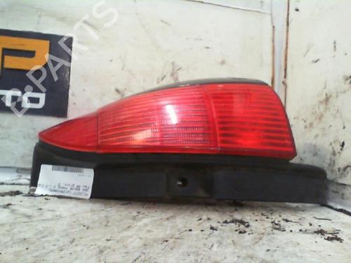 Used Right taillight PEUGEOT 306 Break (7E, N3, N5) [1994-2002]  19896497