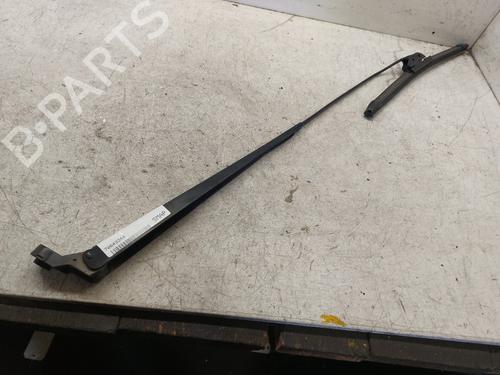 Used Front windshield wiper arm RENAULT SCÉNIC I MPV (JA0/1_, FA0_) 1.9 dCi (JA05, JA1F) (102 hp) 19887700