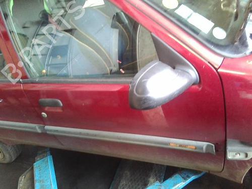 Used Right front door CITROËN SAXO (S0, S1) [1996-2004]  21983156