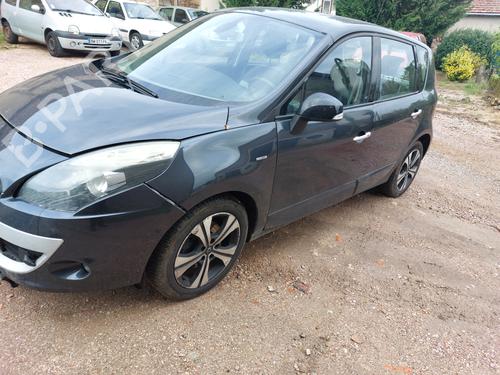 Right taillight RENAULT SCÉNIC III (JZ0/1_) 1.5 dCi | BP19879998C35