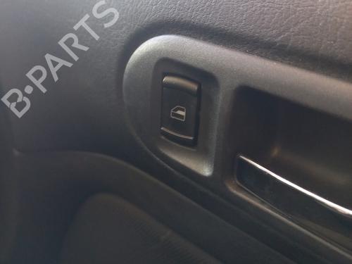 Used Right front window switch VW GOLF IV (1J1) 1.9 TDI (90 hp) 26577675